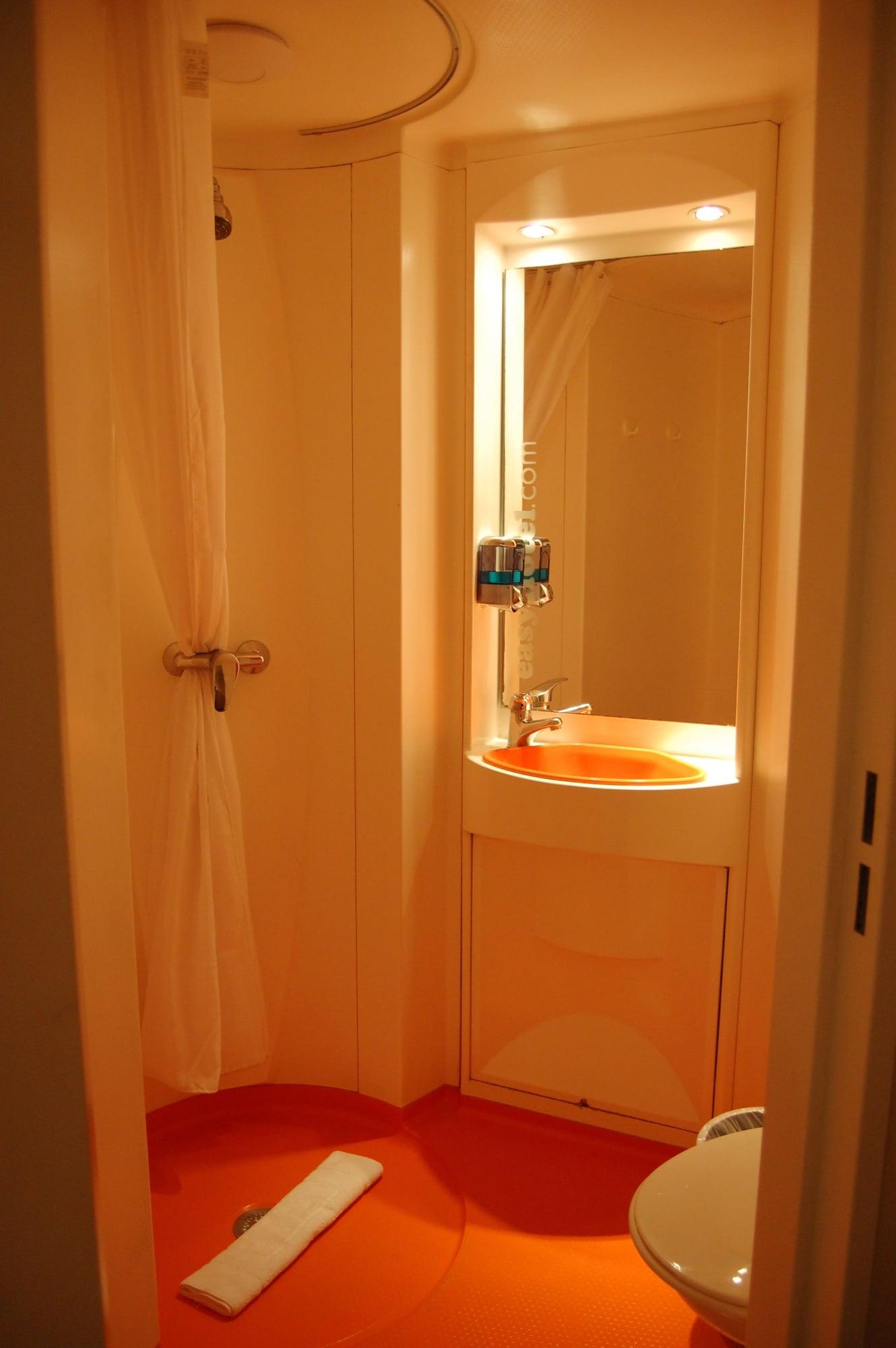 Easyhotel South Kensington London Eksteriør bilde