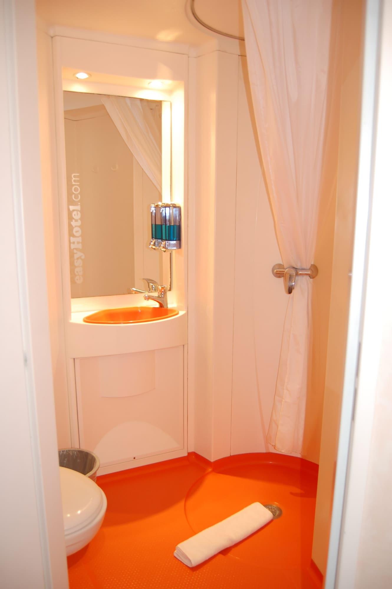 Easyhotel South Kensington London Eksteriør bilde