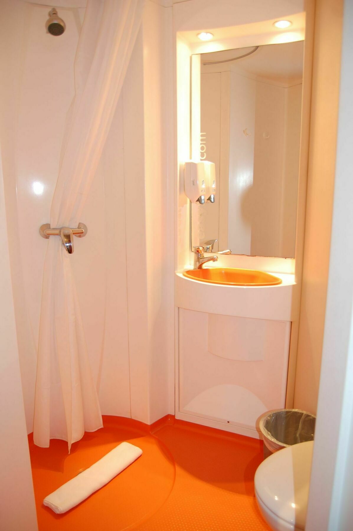 Easyhotel South Kensington London Eksteriør bilde